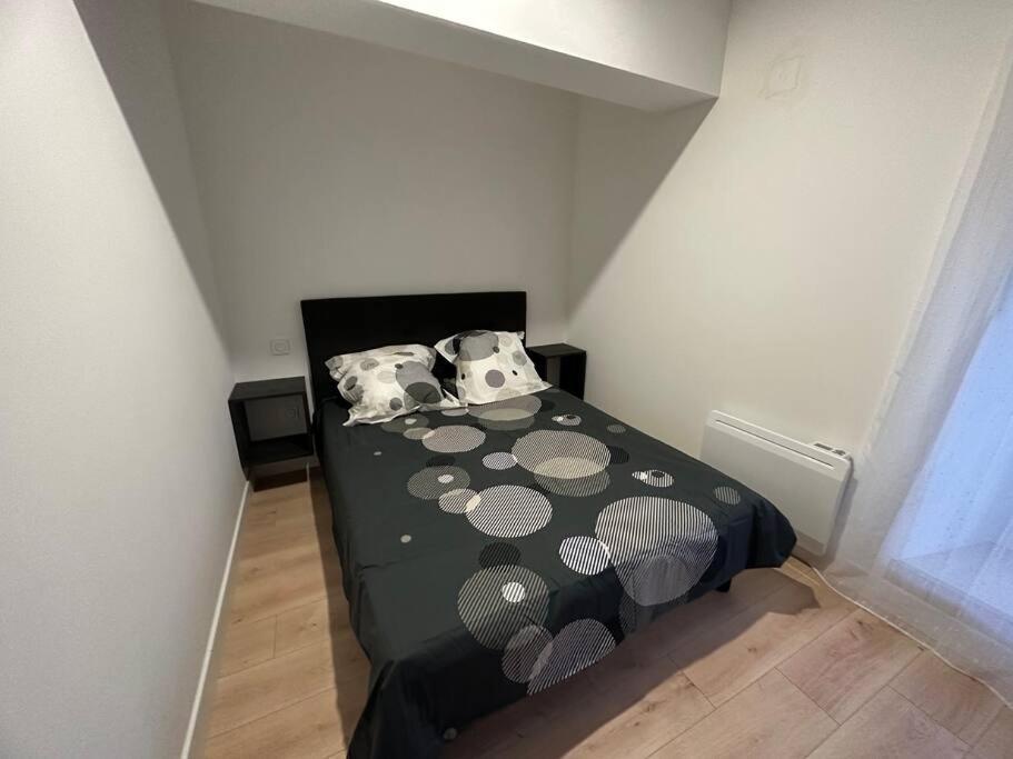 Chez Gaelle Apartment เทรเบส์ ภายนอก รูปภาพ