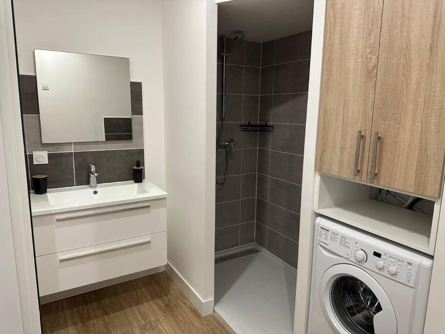 Chez Gaelle Apartment เทรเบส์ ภายนอก รูปภาพ